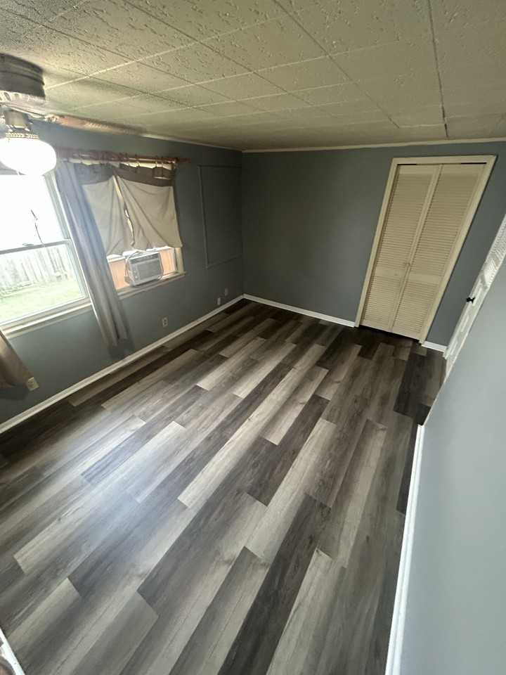 409 W Mulberry St #1 - Photo 7 of 12