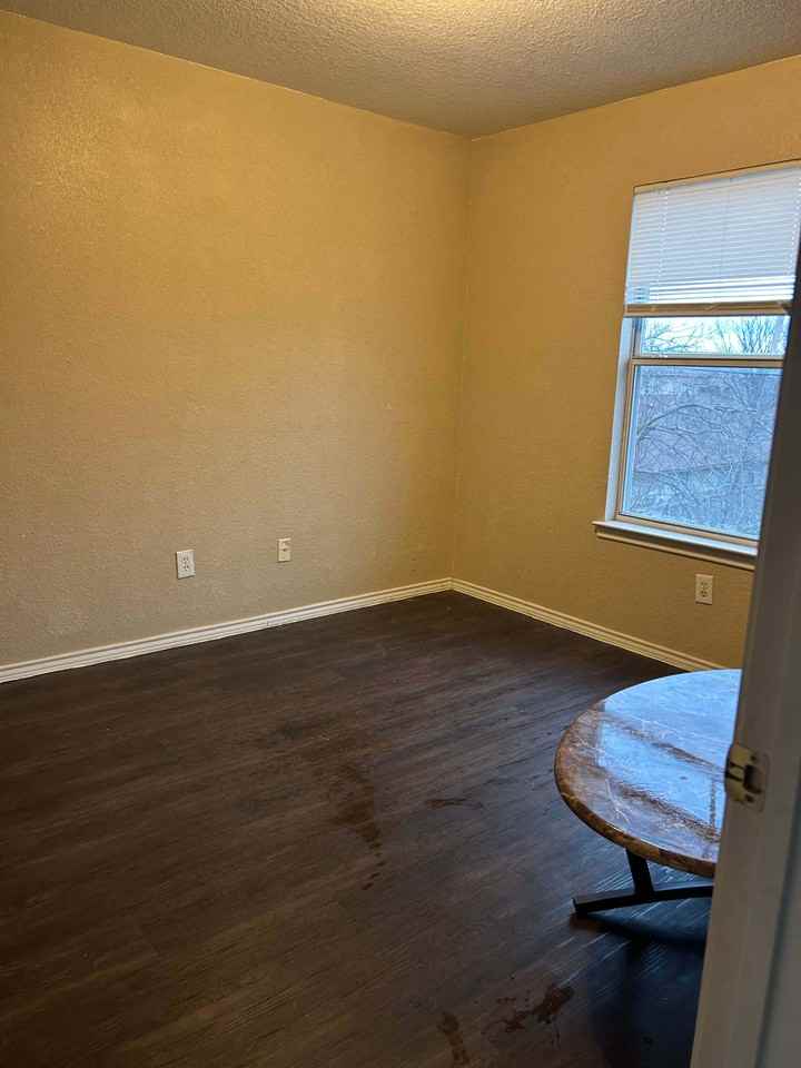 1400 Dugger Circle - Photo 6 of 6