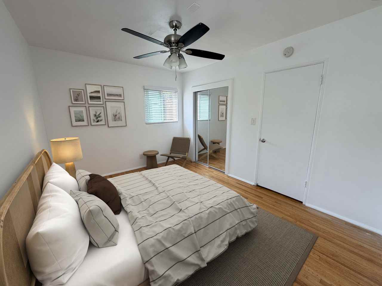1800 Kelton Ave #7 - Photo 3 of 4