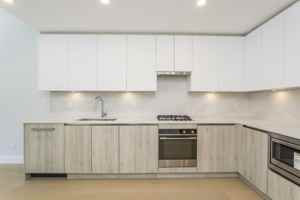 featured image of 423 6th St #211