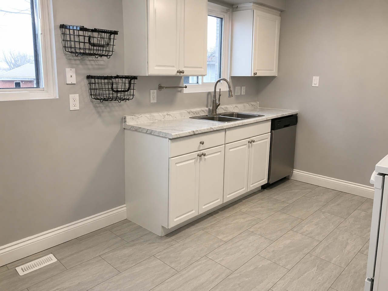 396 Fleetwood Dr #1 - Photo 2 of 8