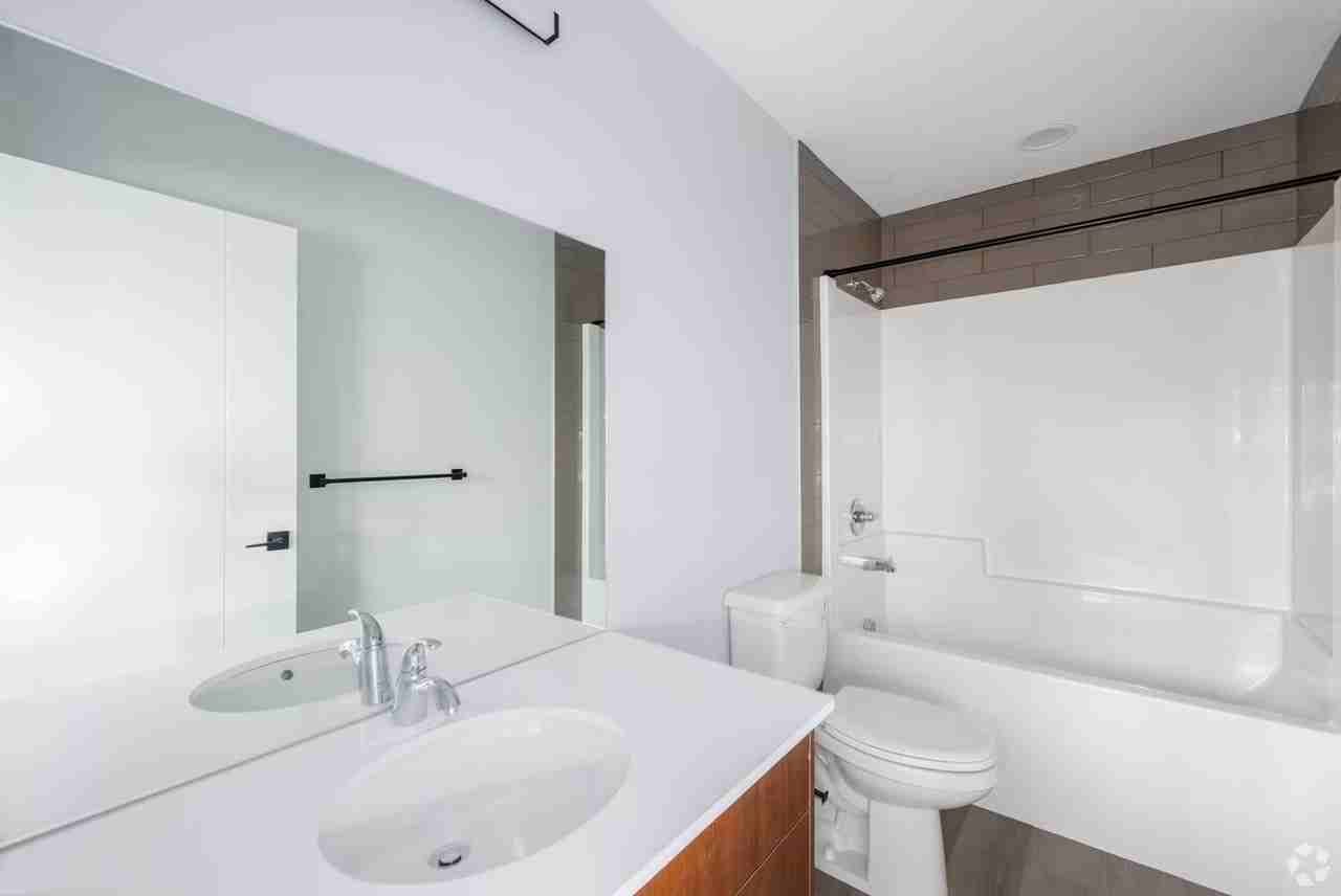 348 Greystone Boulevard - Photo 5 of 12