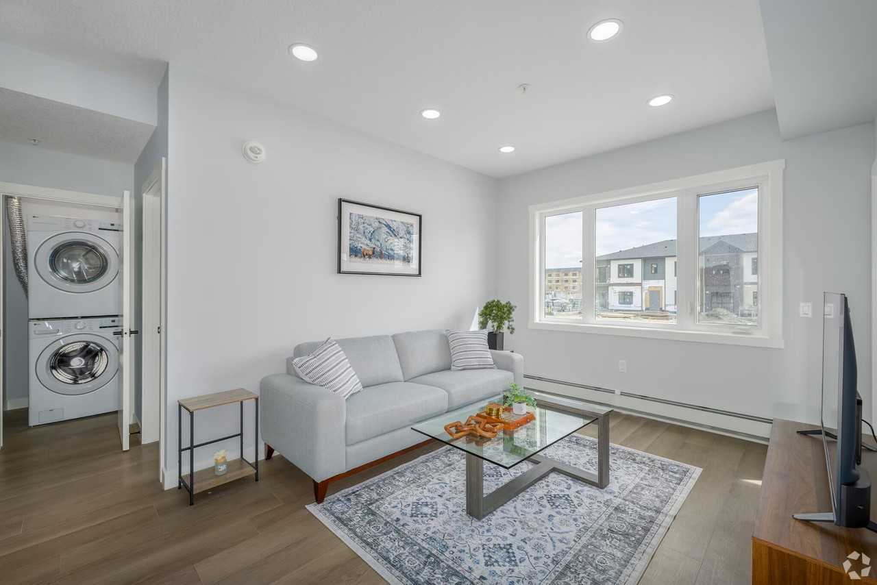 348 Greystone Boulevard - Photo 3 of 14