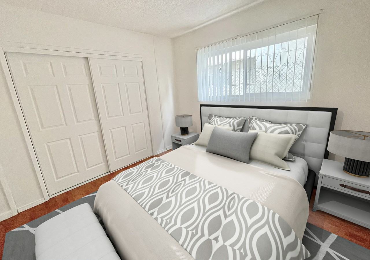 12730 Pacific Ave - Photo 3 of 4