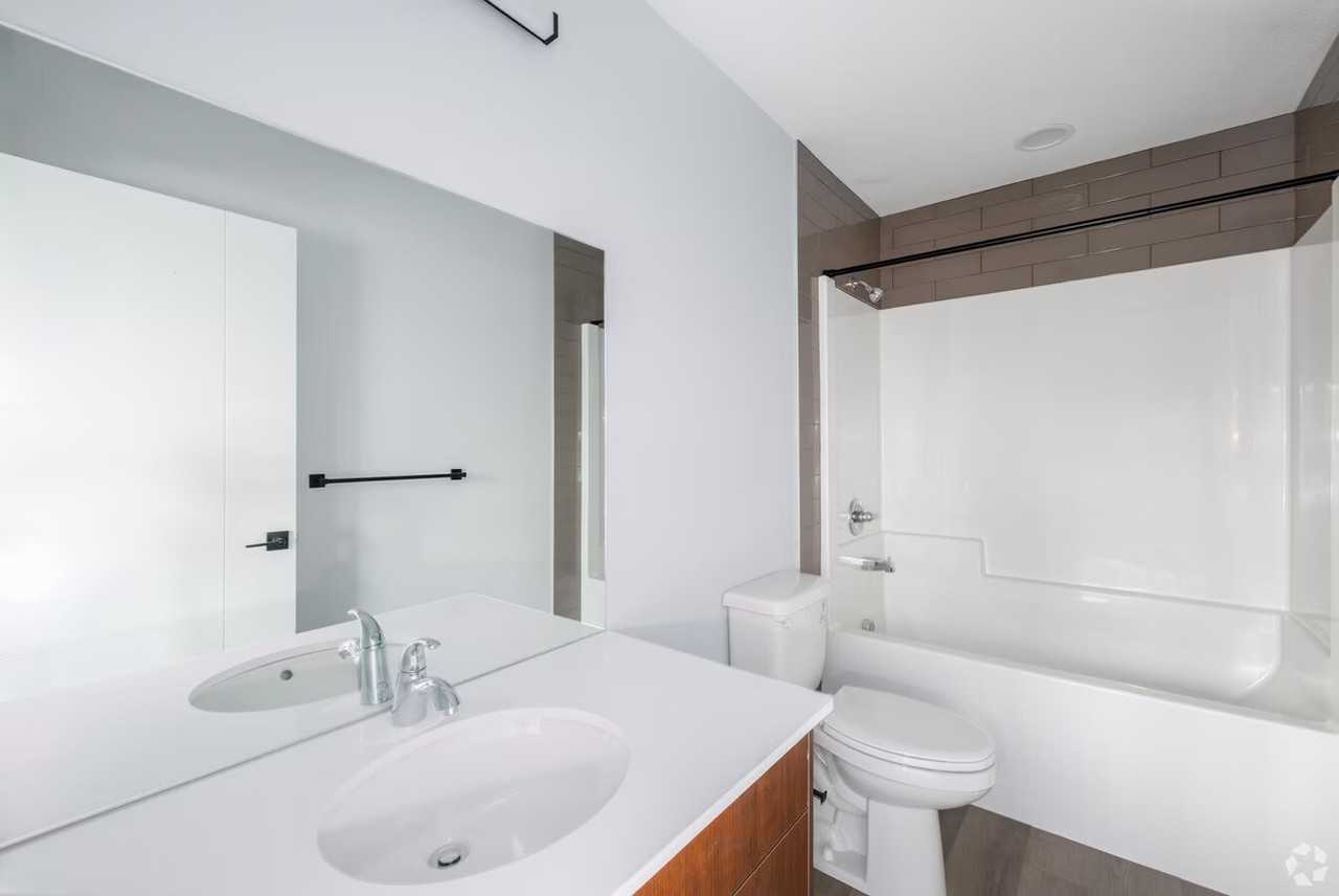 348 Greystone Boulevard - Photo 5 of 12