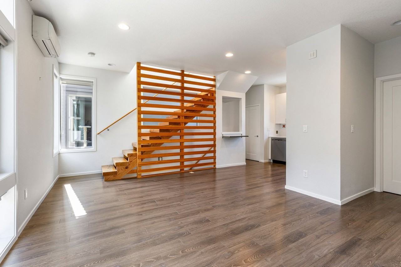1217 N Morgan St - Photo 5 of 20