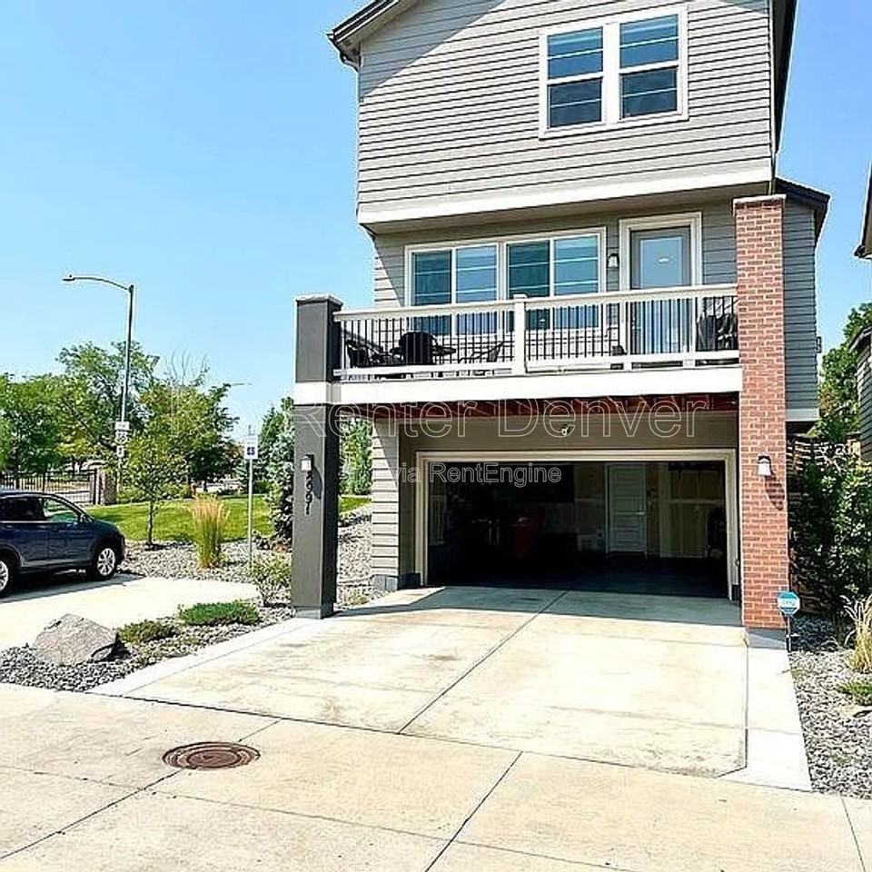 8991 Yates Dr - Photo 2 of 22