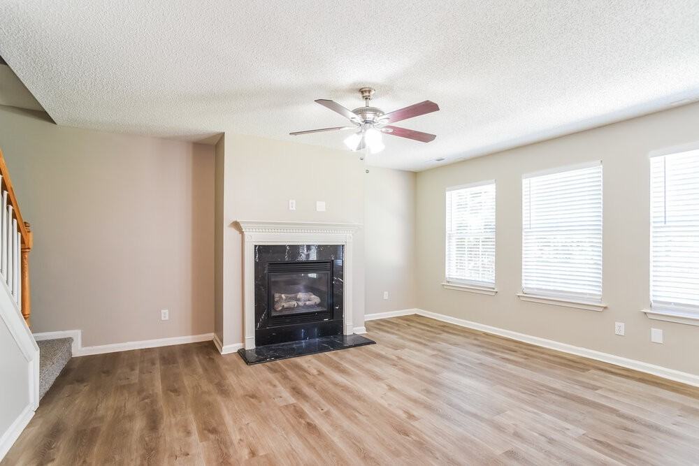 4116 Everest Dr - Photo 4 of 17