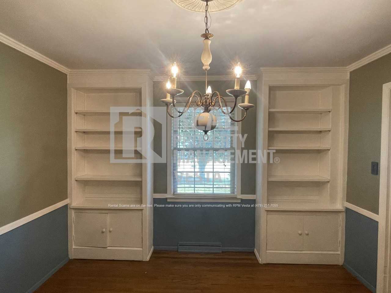 240 Candler Dr - Photo 6 of 20