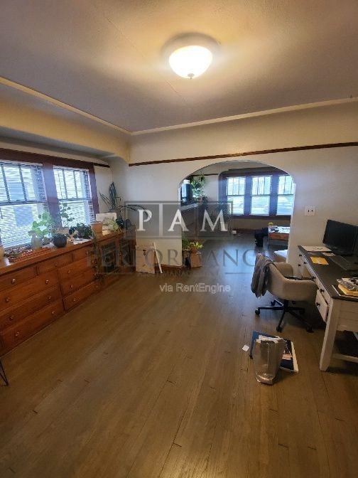 6628 W Lloyd St - Photo 6 of 17