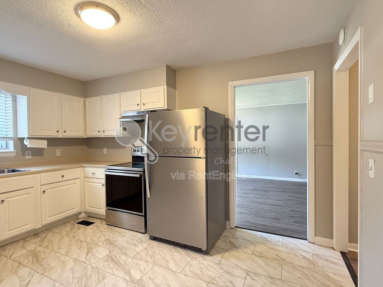 550 Alexander Dr #A - Photo 3 of 11
