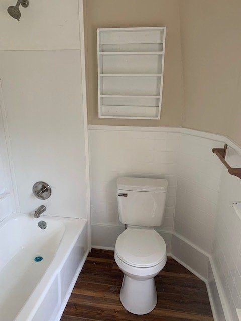 407 Biltmore St - Photo 2 of 17