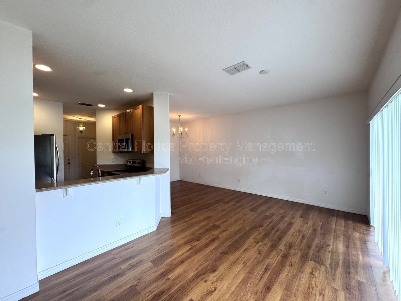 10735 Savannah Wood Dr #208 - Photo 6 of 21