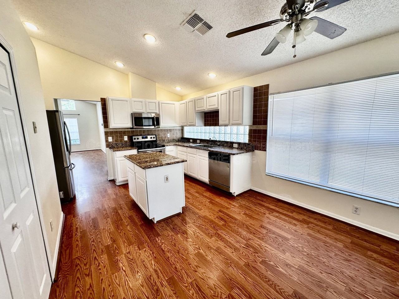 9217 Telfer Run - Photo 6 of 27