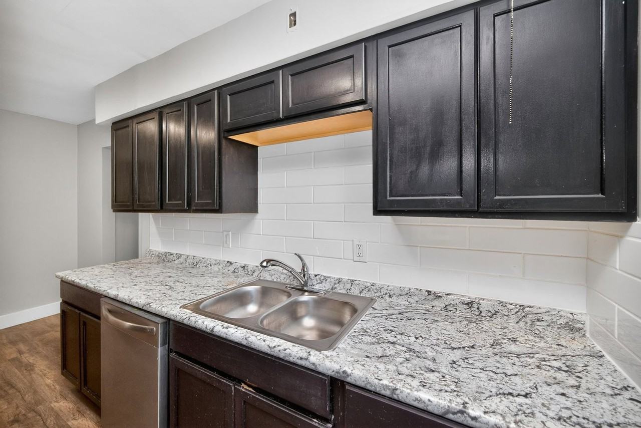 6612 Bantry Ave #8 - Photo 2 of 18