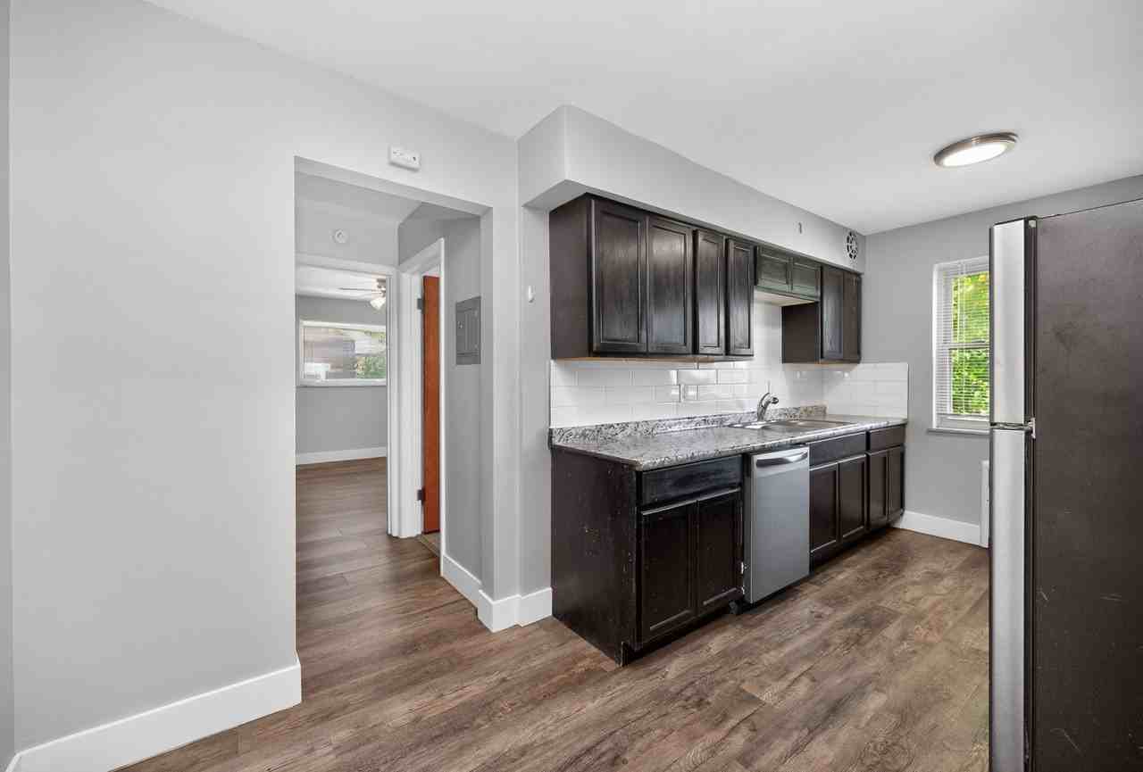 6612 Bantry Ave #8 - Photo 4 of 18