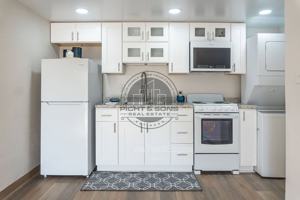 featured image of 2765 W Tharpe St #210