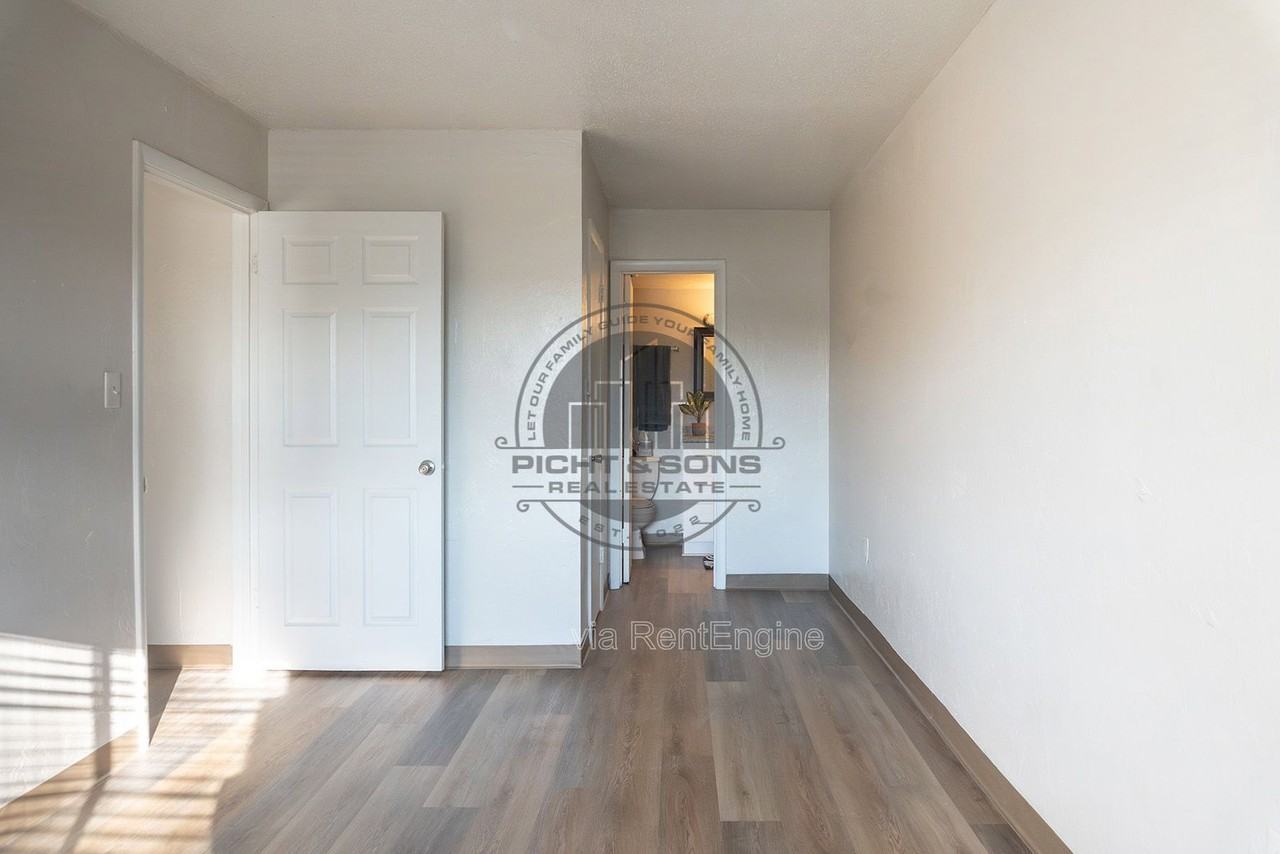 2765 W Tharpe St #210 - Photo 6 of 14
