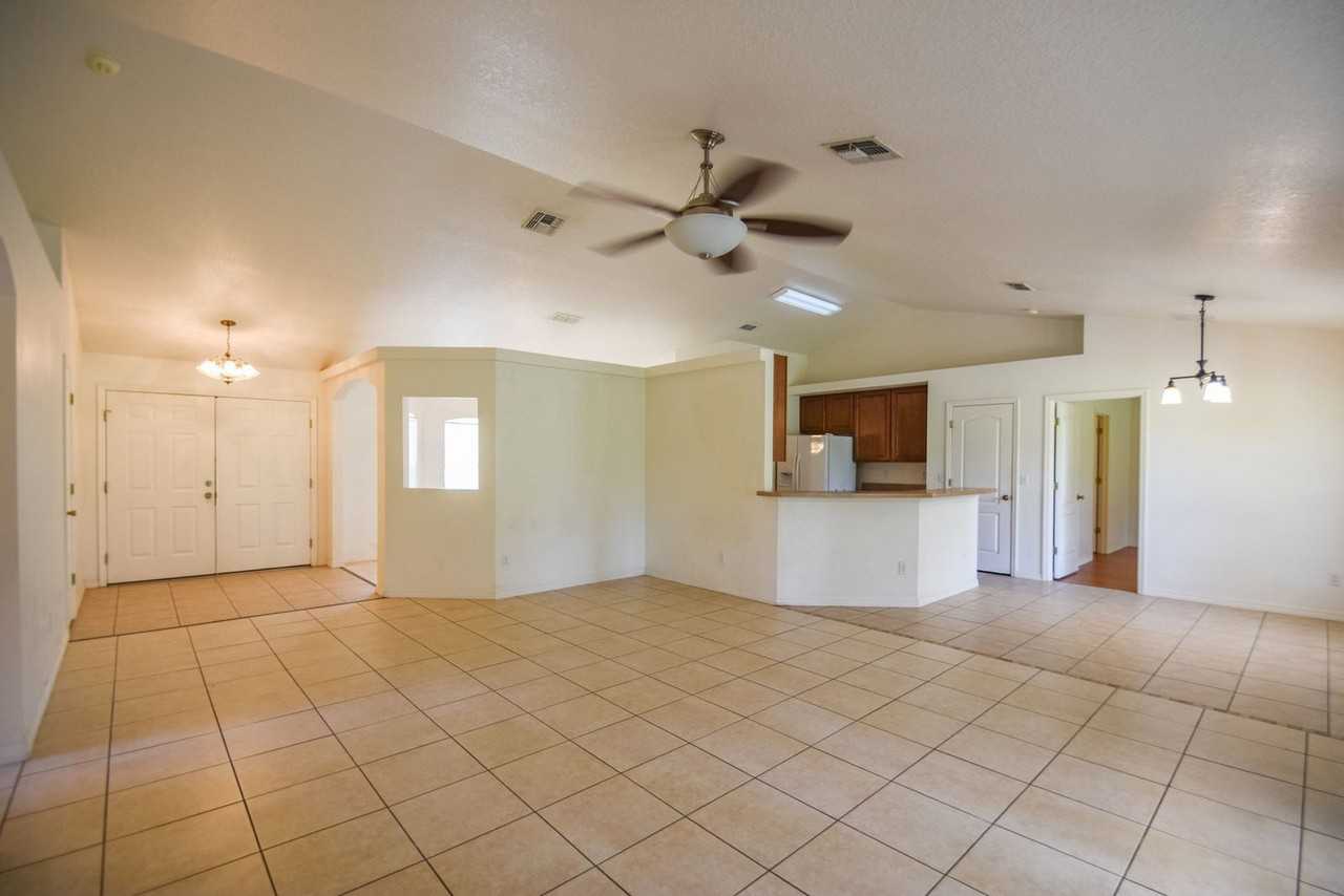10438 Vista Pines Loop - Photo 5 of 26