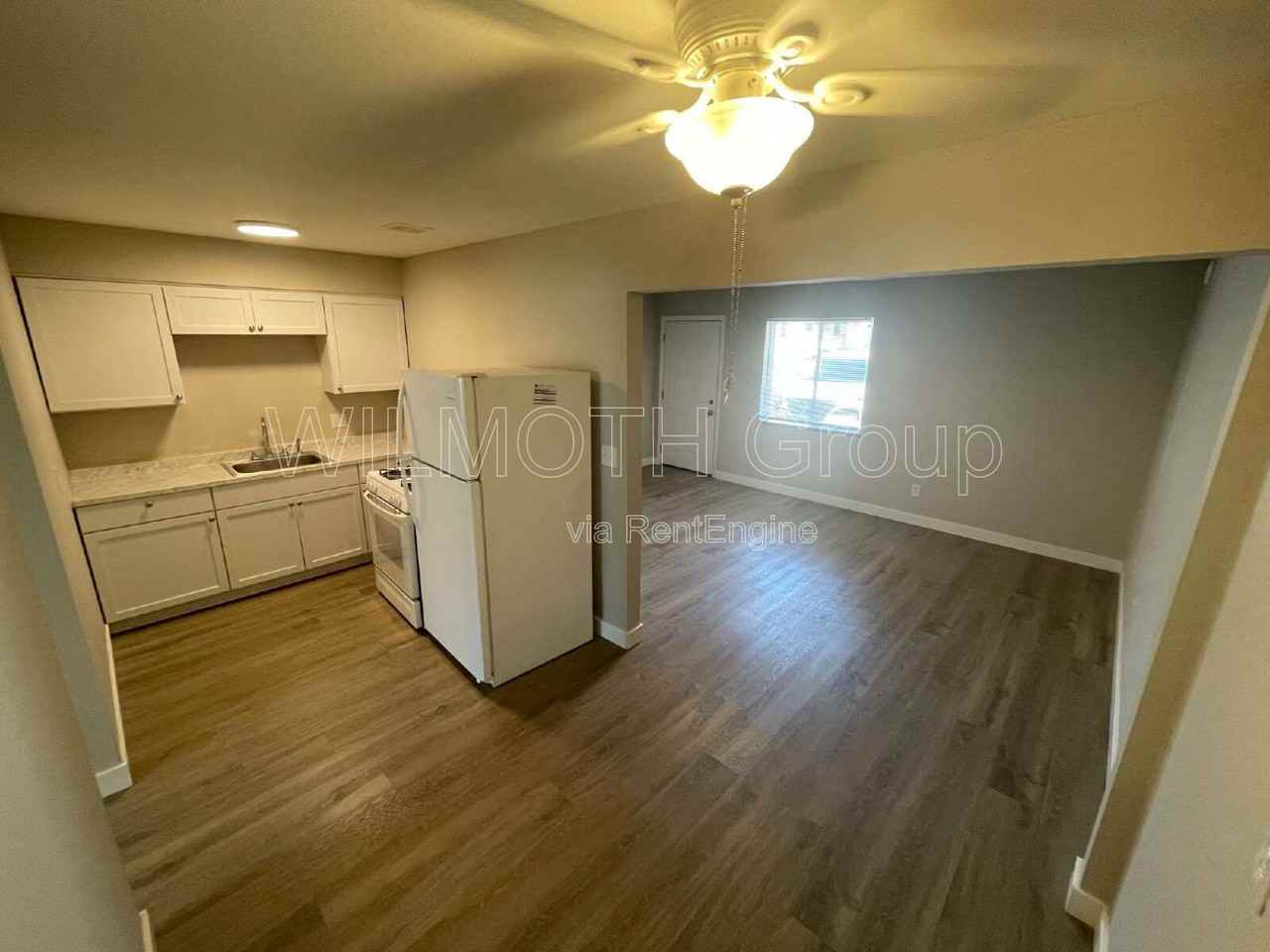 135 W Hendricks St #2 - Photo 5 of 17