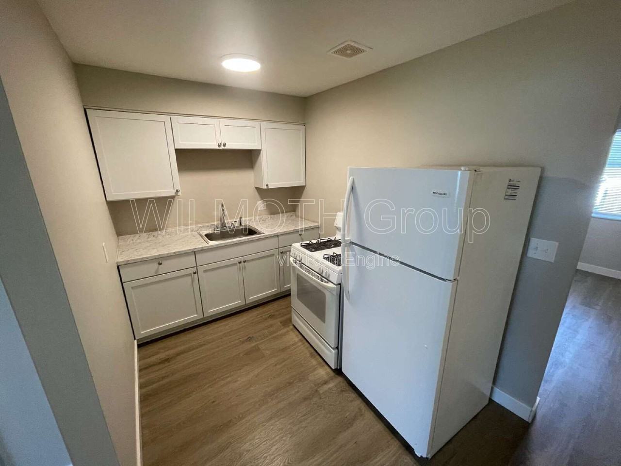 135 W Hendricks St #2 - Photo 6 of 17