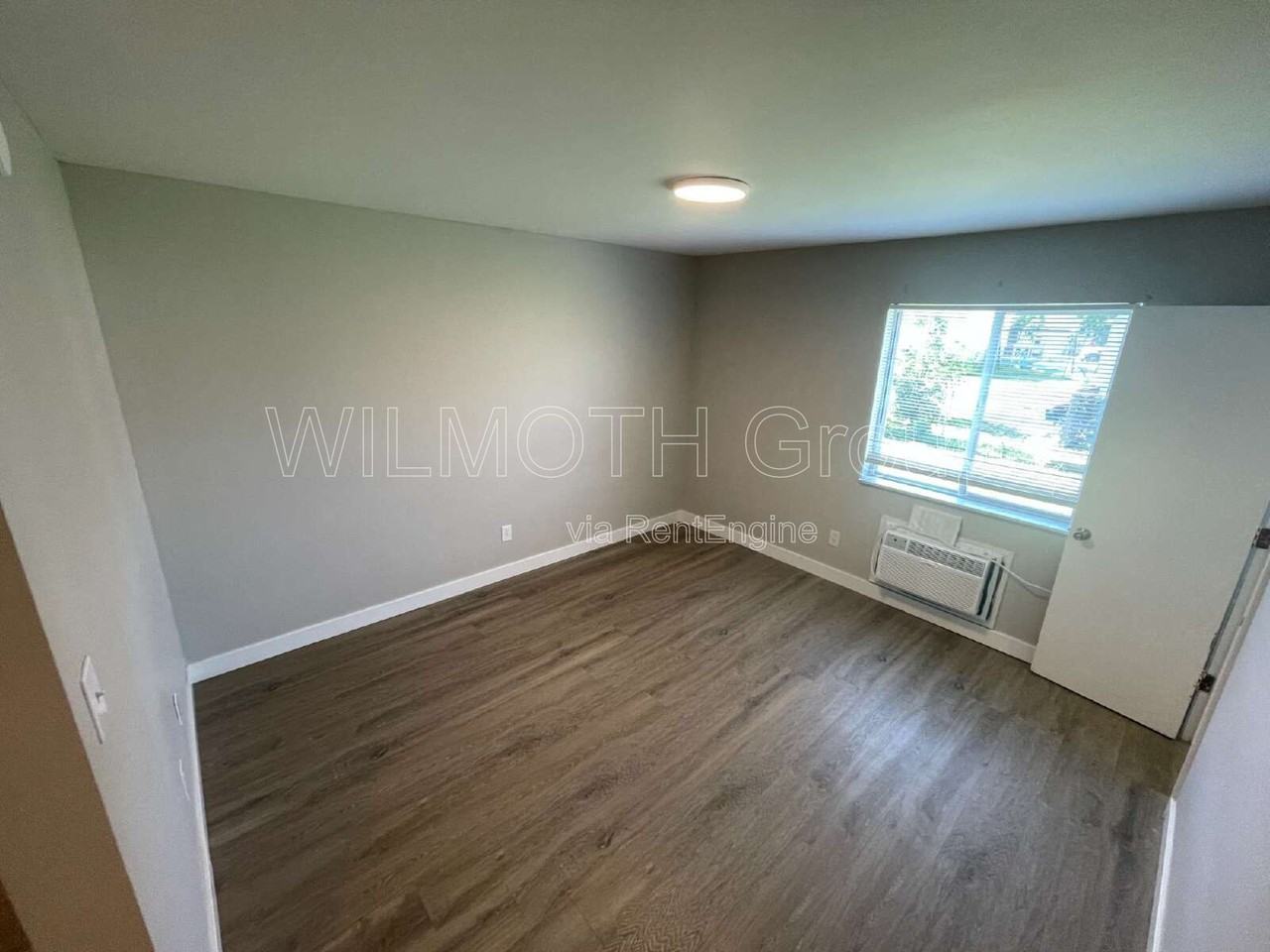 135 W Hendricks St #2 - Photo 7 of 17