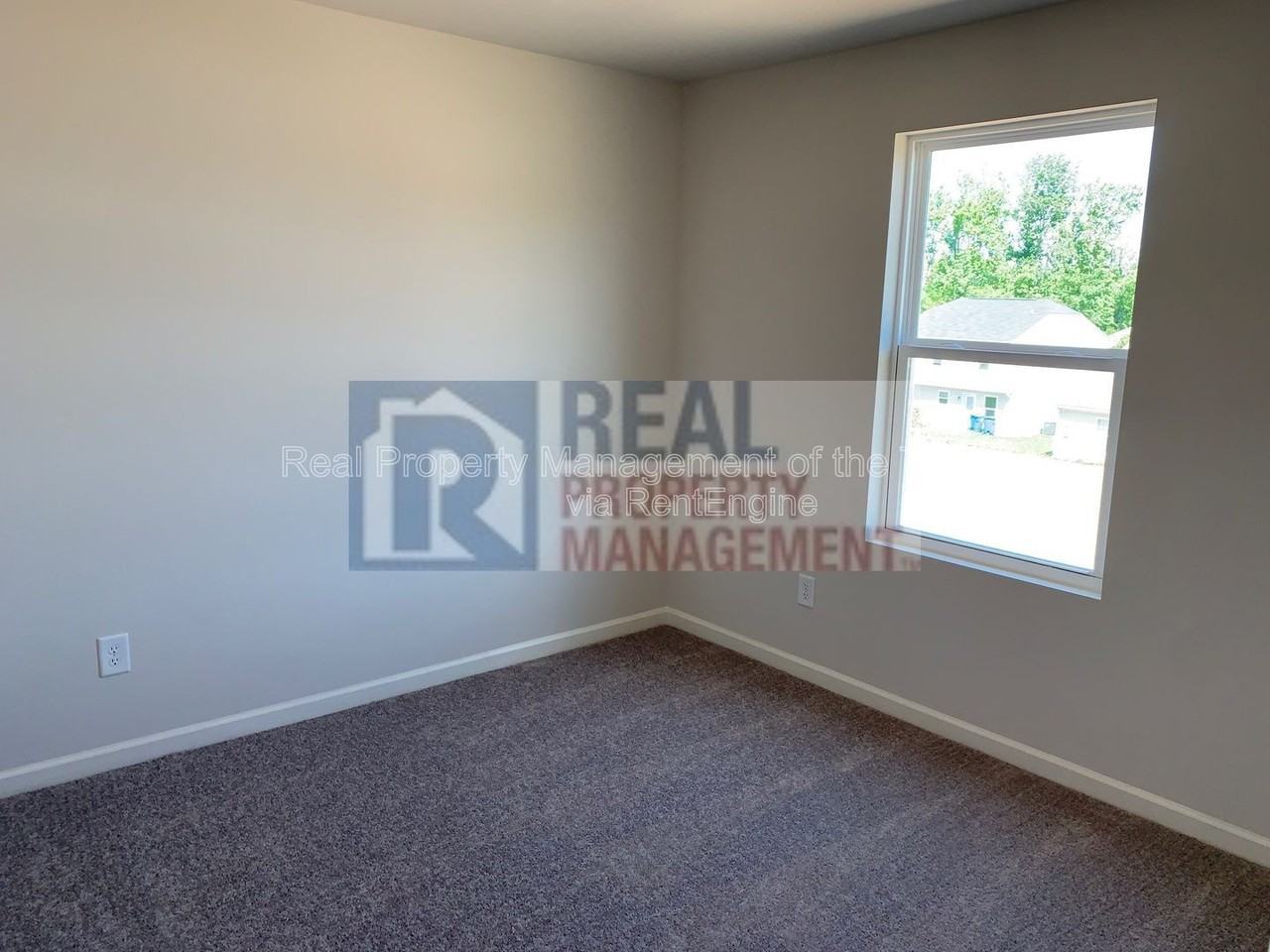 4100 Devonwood Ct - Photo 6 of 18