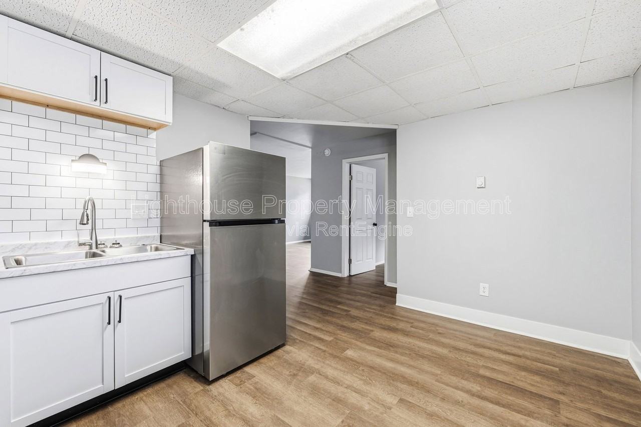 1832 Winton Ave #102 - Photo 4 of 10