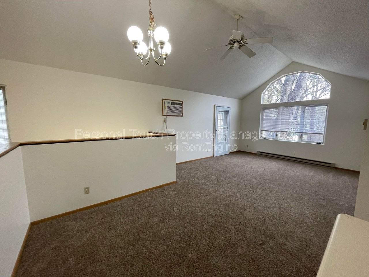 1010 4th Ave S #C - Photo 3 of 20
