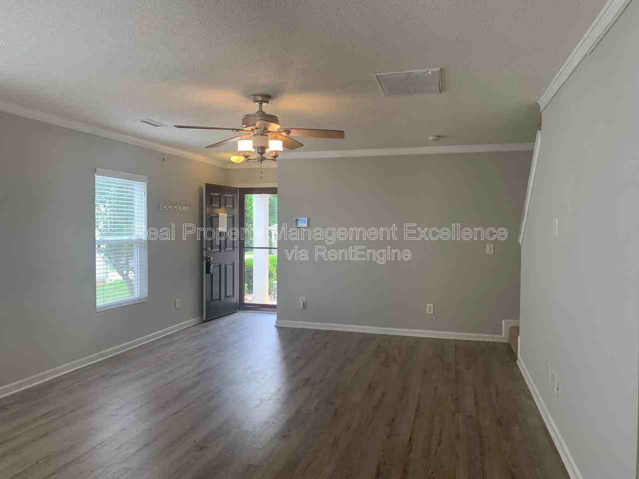173 Steam Engine Way - Photo 4 of 33