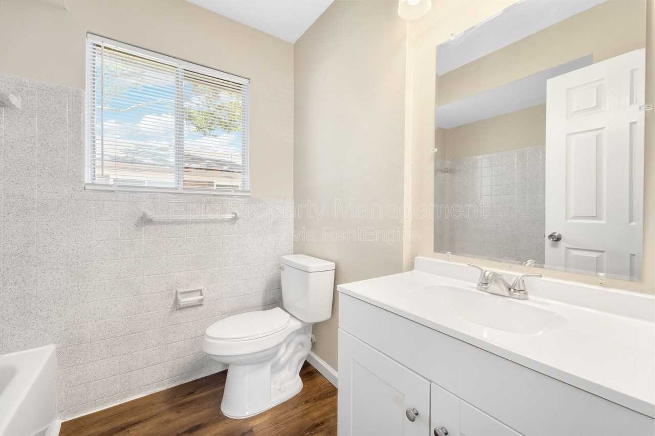 1006 Montie Rd - Photo 4 of 9