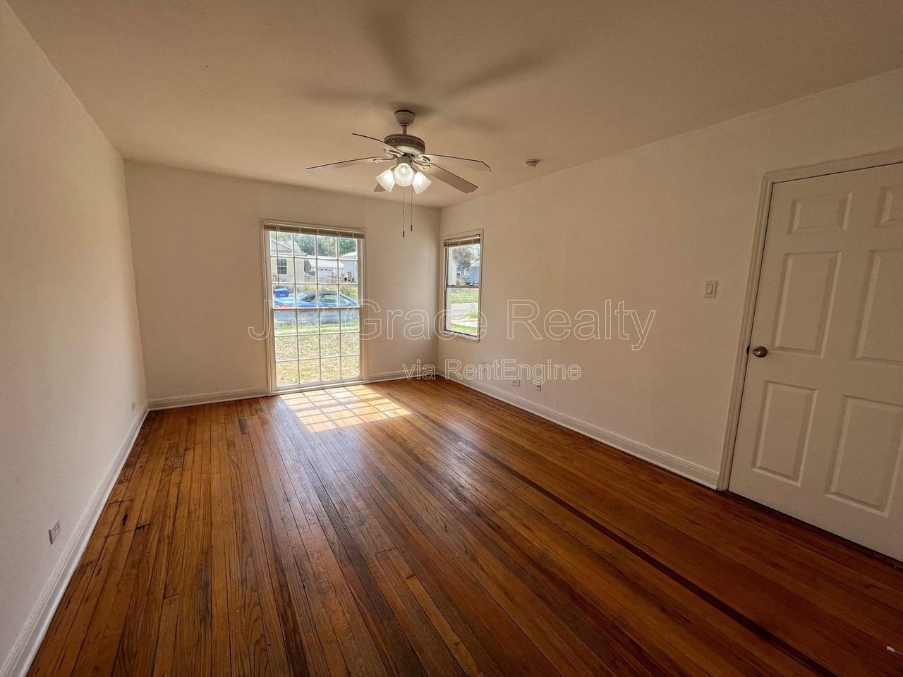 2805 Mitchell Ave - Photo 7 of 13