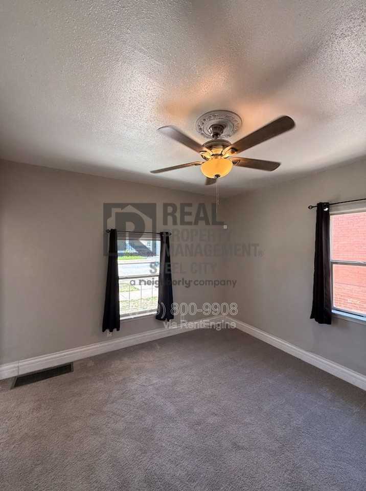 1411 E Routt Ave - Photo 4 of 12