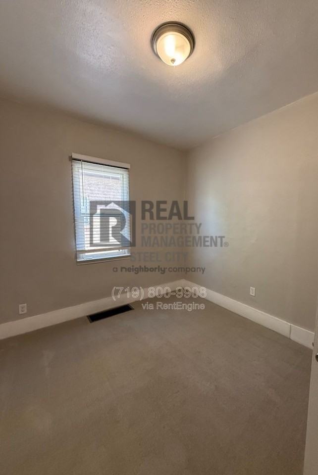 1411 E Routt Ave - Photo 7 of 12