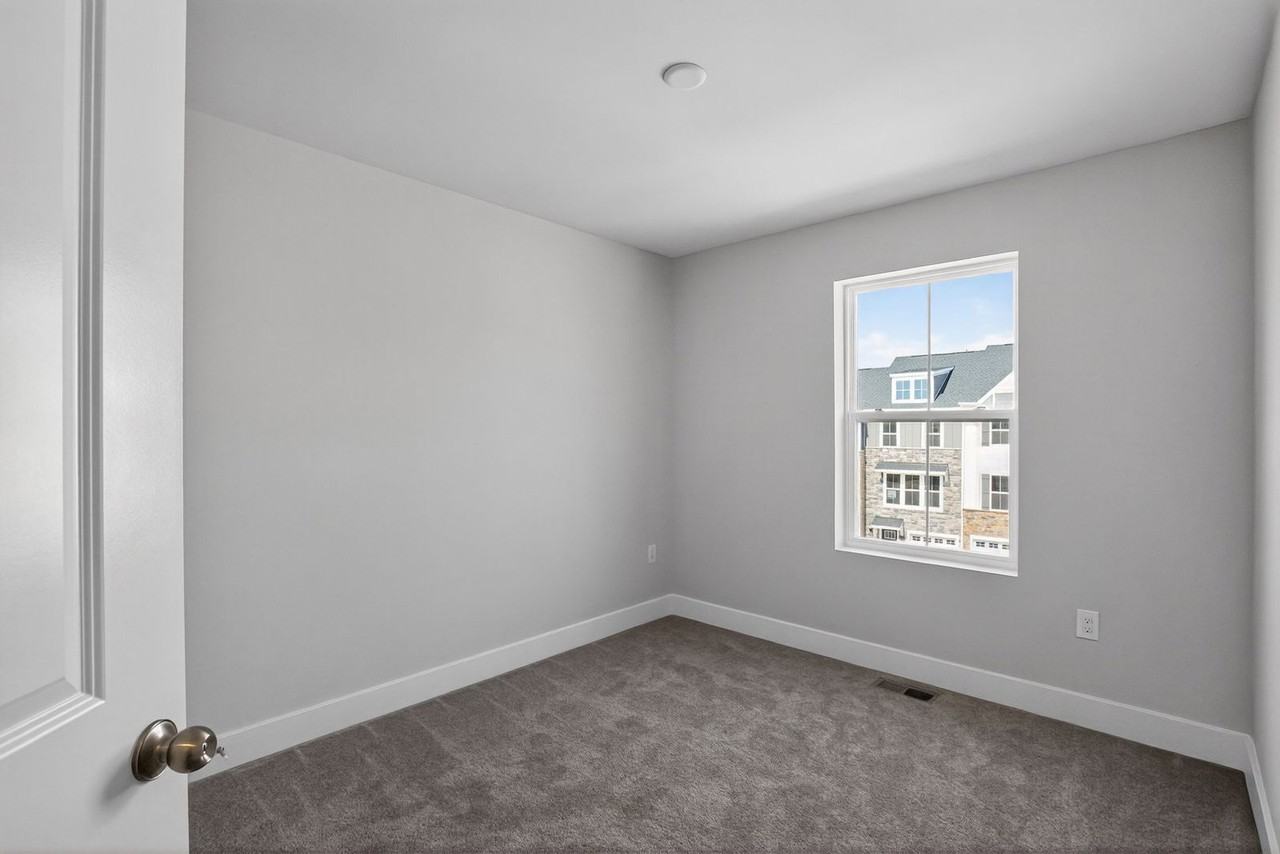 5527 Aberdeen Pl - Photo 6 of 17