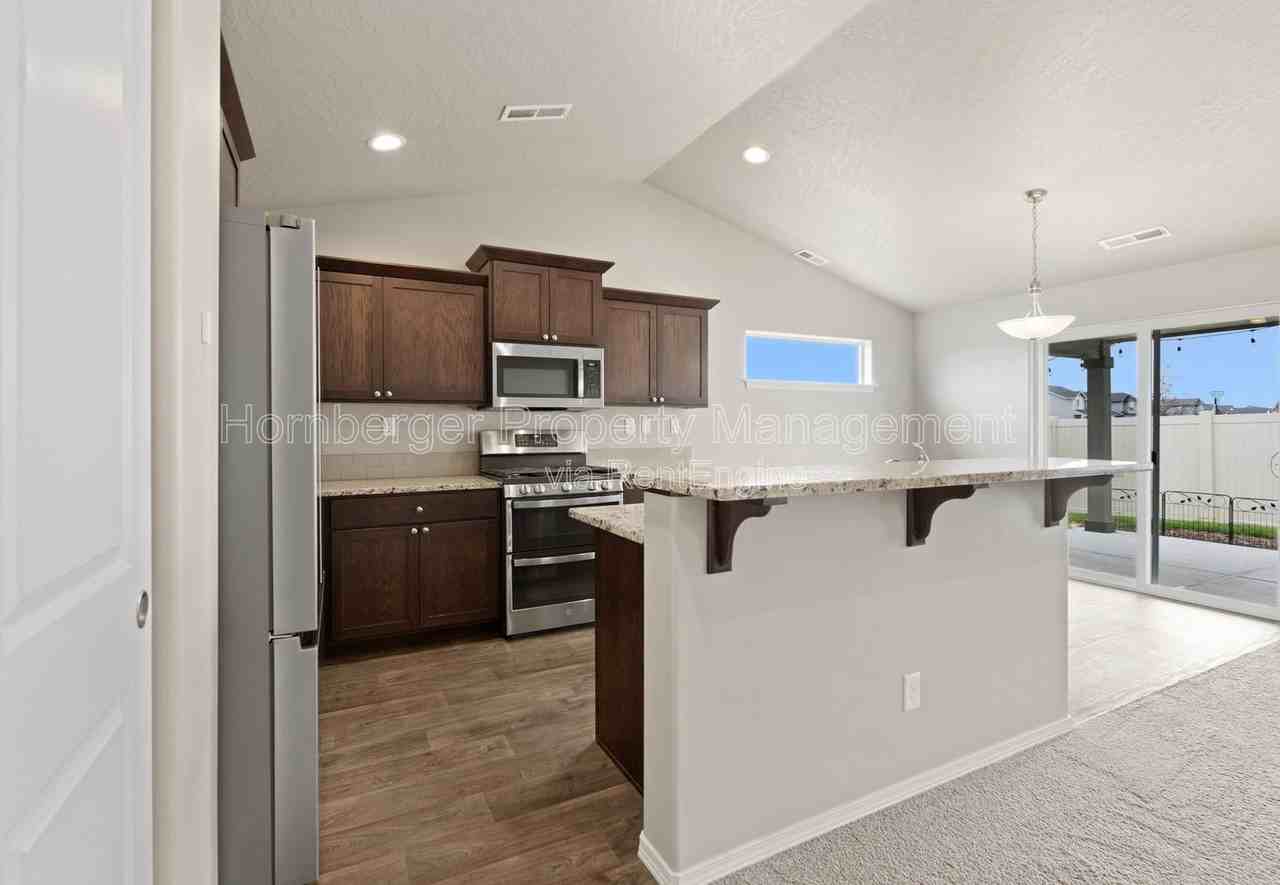 5618 S Sherri Lea Rd - Photo 6 of 35