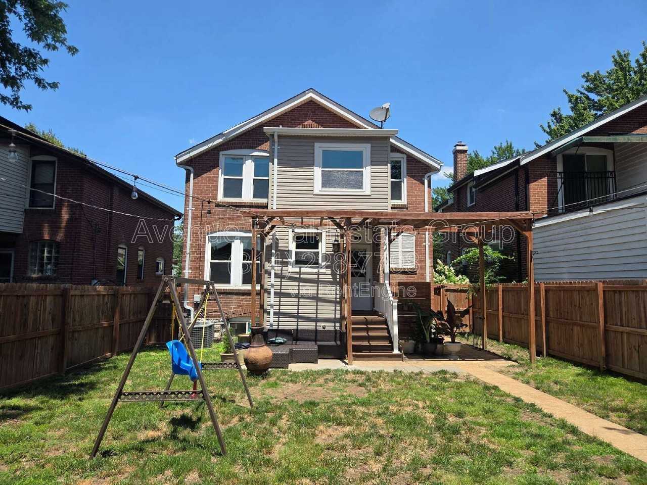 4114 Alma Ave - Photo 5 of 13