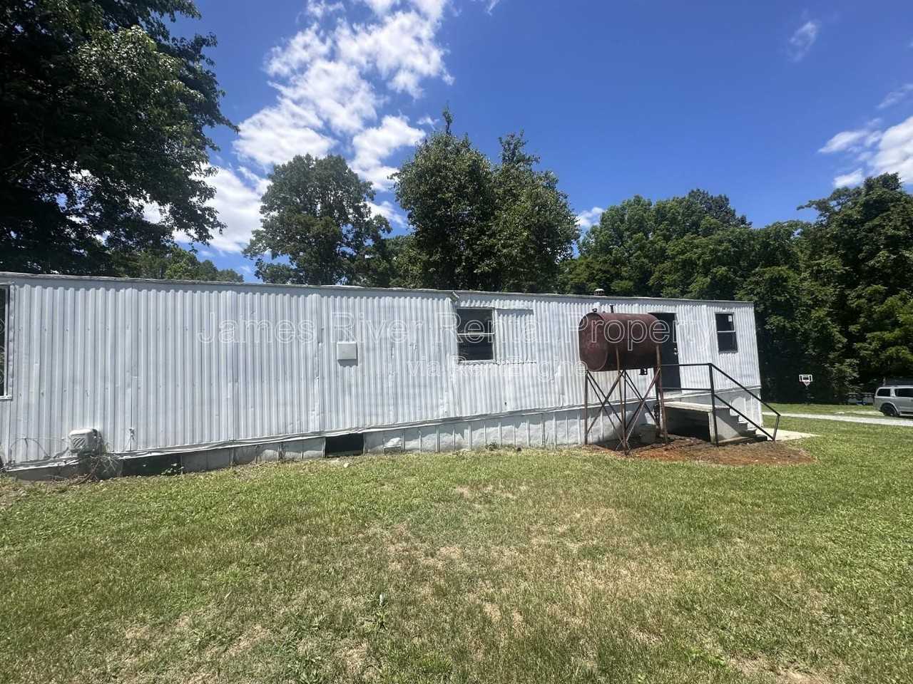 57 Torrence Ct - Photo 3 of 4
