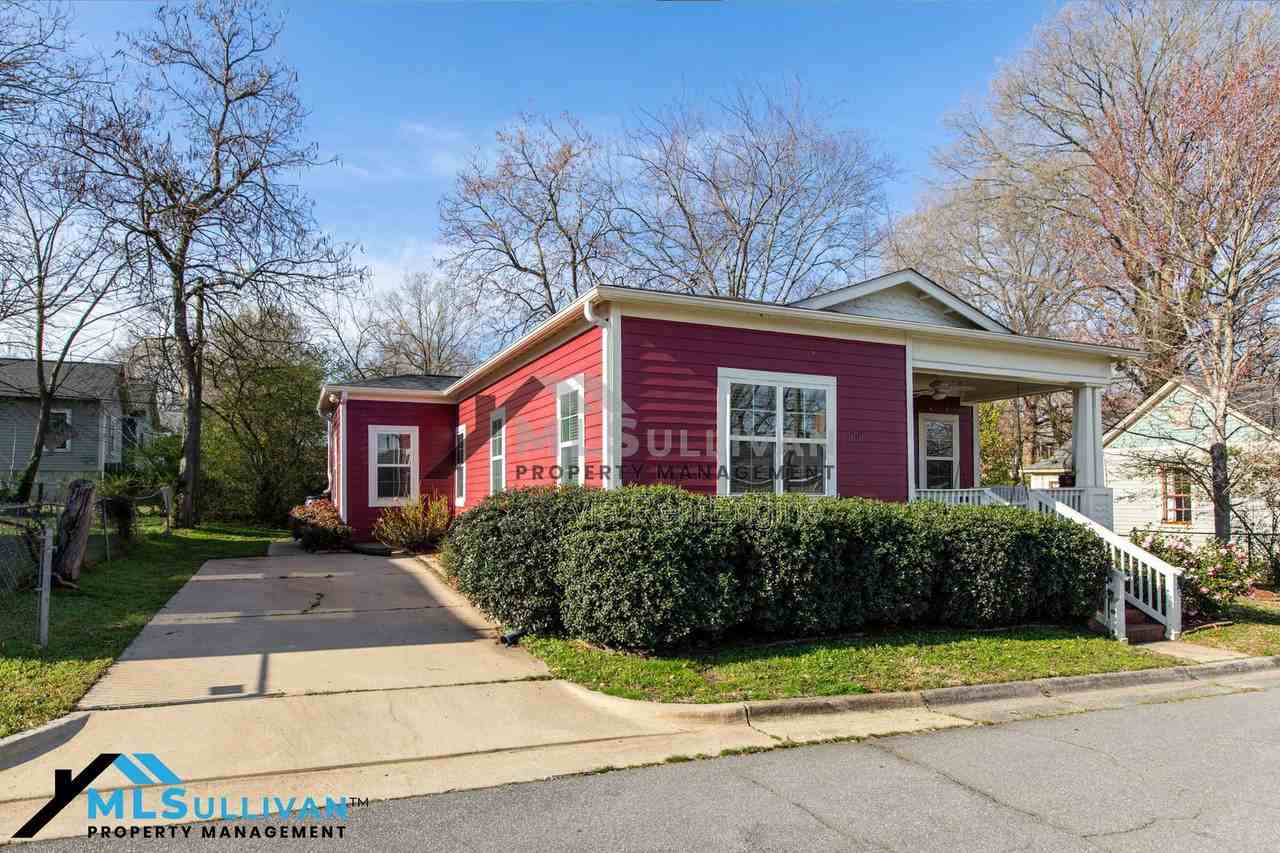 1208 Wall St - Photo 2 of 17