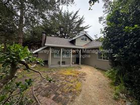 706 Crocker Ave - Photo 1 of 1