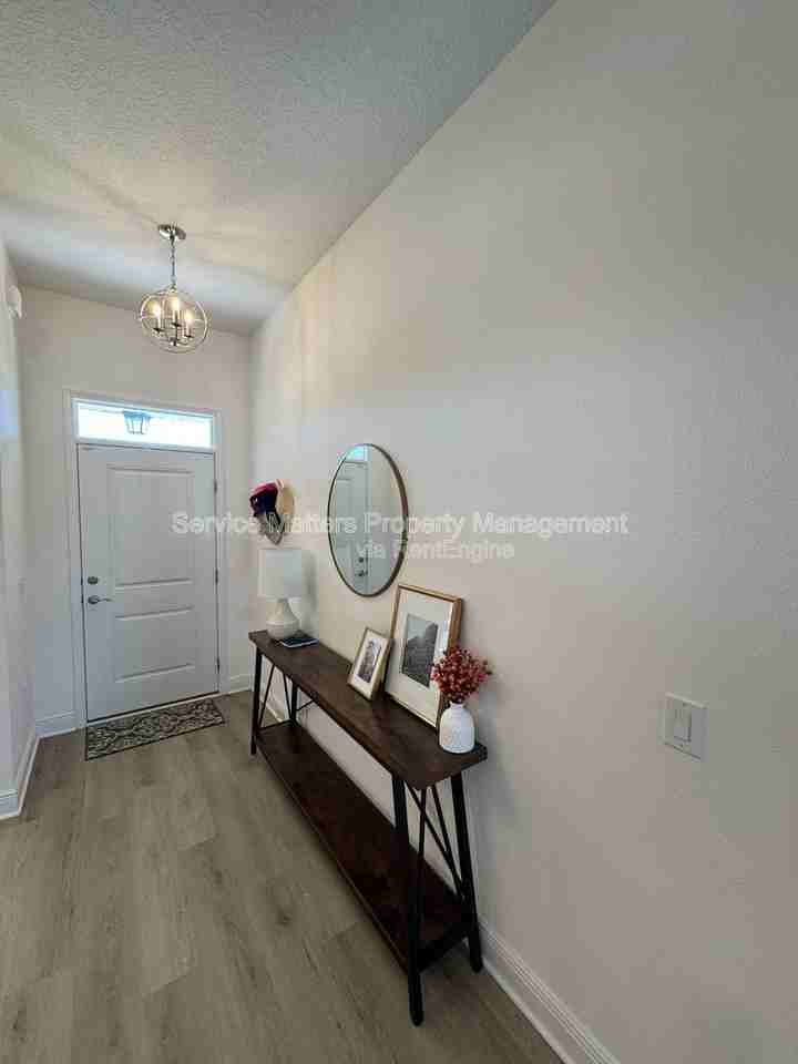5641 Micanopy Dr - Photo 4 of 23