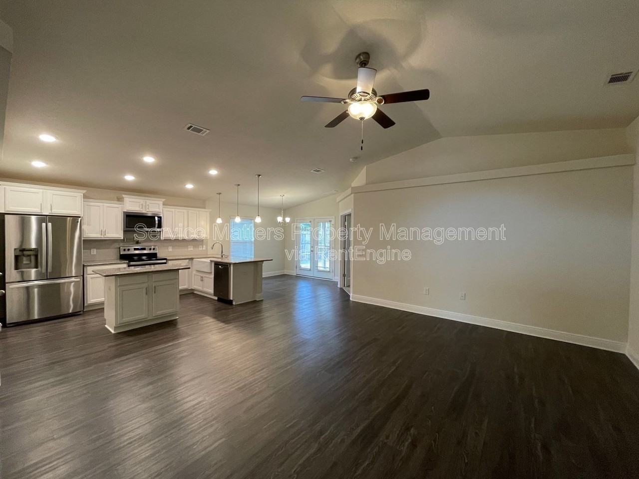 5153 Peach Dr - Photo 6 of 36