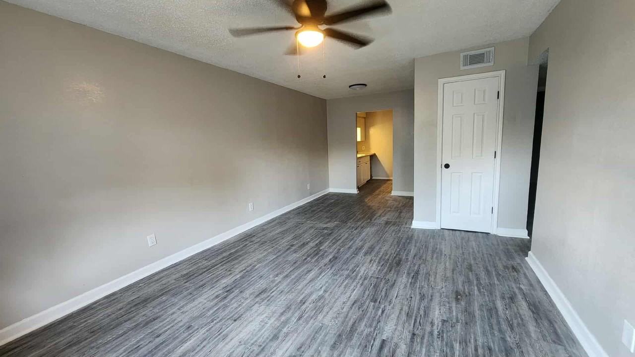 1117 North 8th Street - Photo 4 of 6