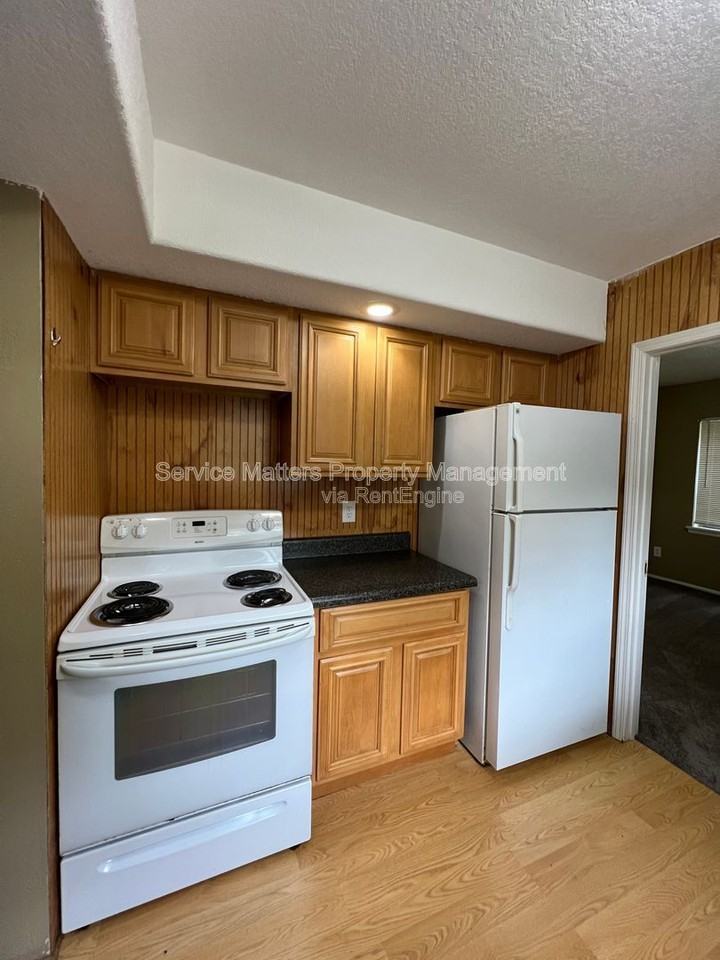 6876 Trading Post Ln - Photo 4 of 19