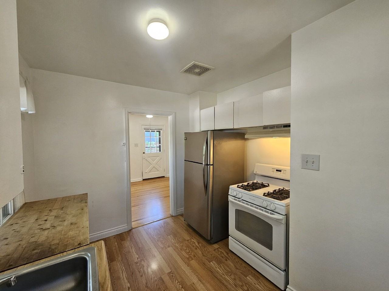 2131 S Grant St - Photo 4 of 14