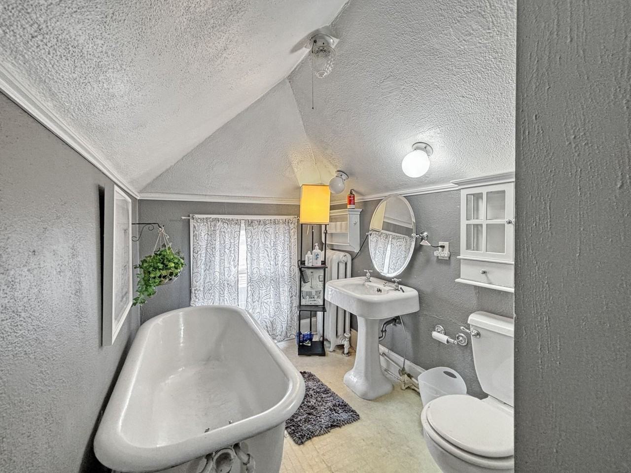 1880 Fairmount Ave #3 - Photo 4 of 11