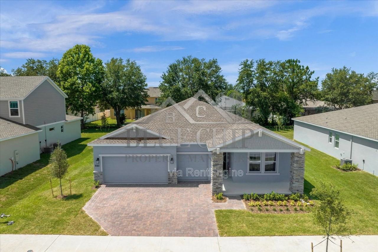 3042 Country Side Dr - Photo 3 of 38