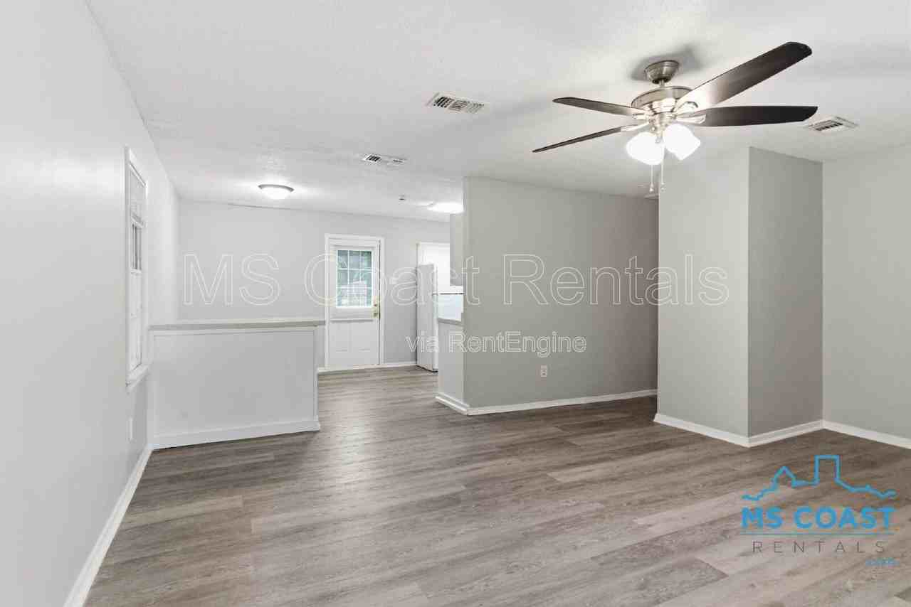 12237 Vada Dr - Photo 5 of 16