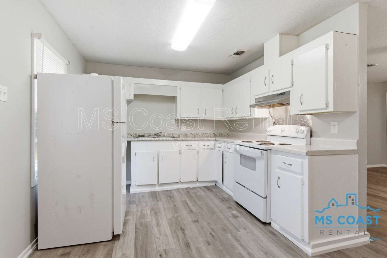 12237 Vada Dr - Photo 6 of 16