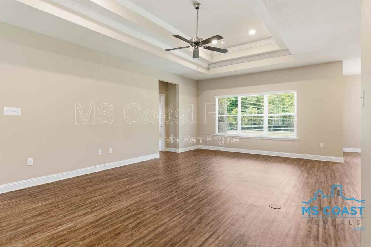 10536 Sweet Bay Dr - Photo 5 of 33